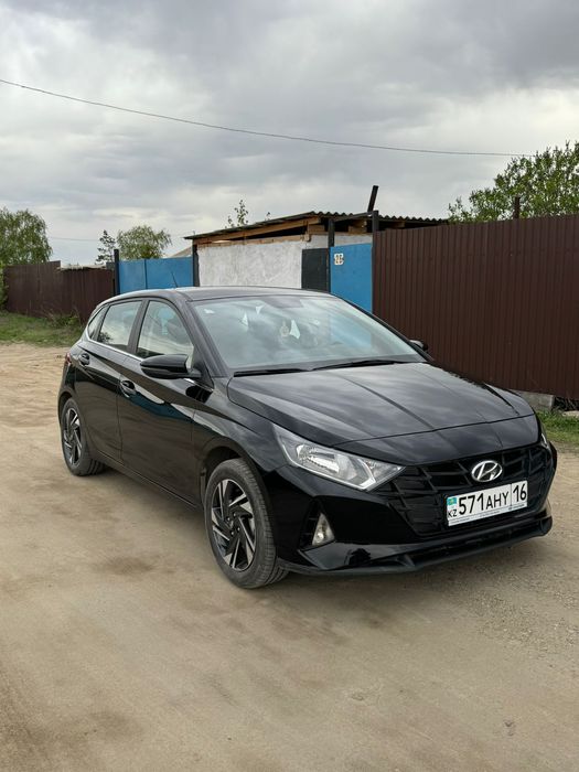 Продам машину 2023года