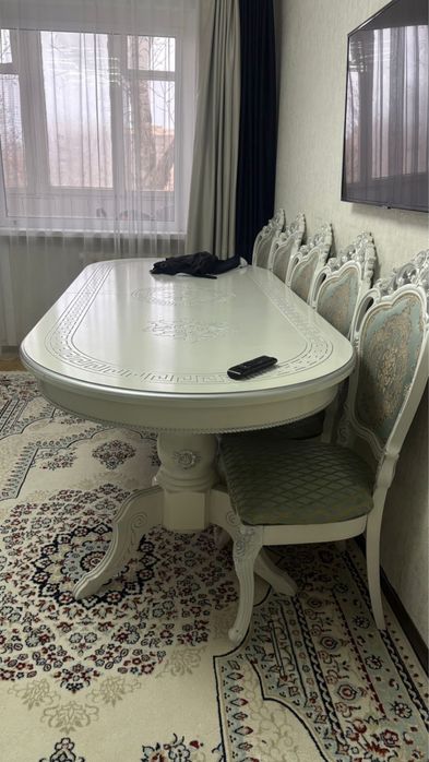 Гастивой Стол столами