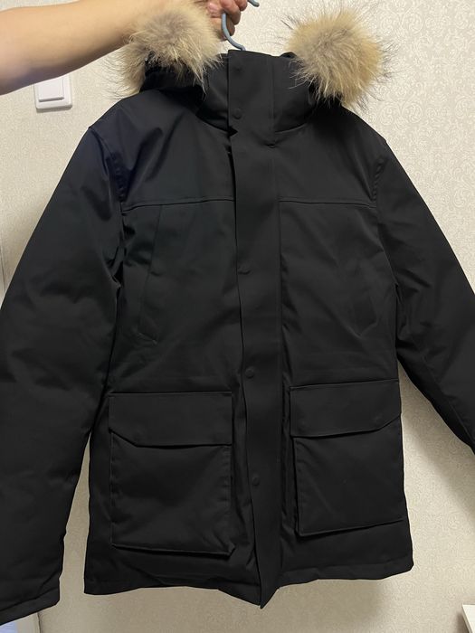 Продам новую Куртку