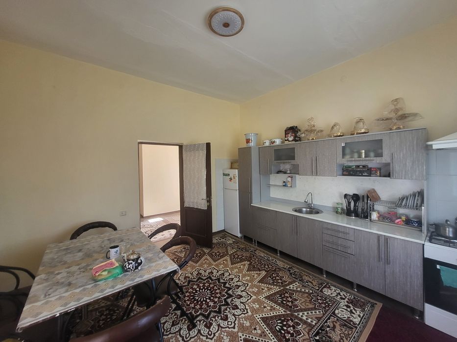 6 sotxlik katej sotiladi