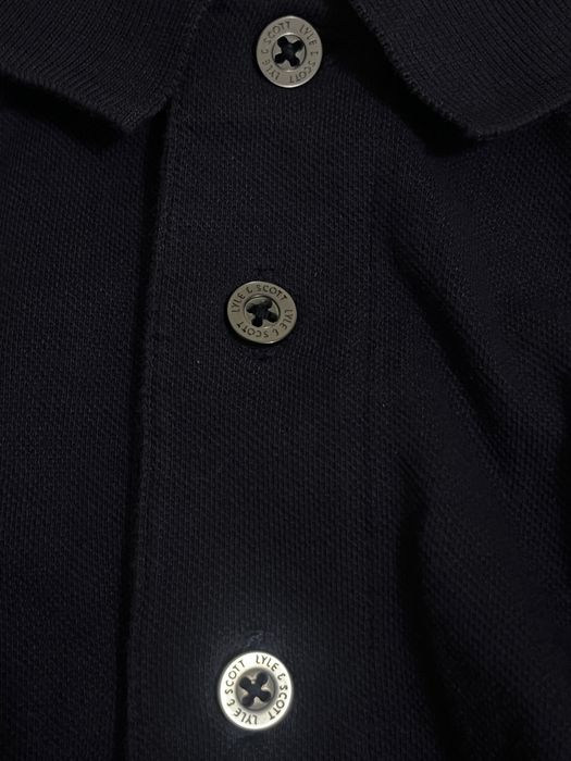 Продавам блуза/поло Lyle & Scott, размер S, тъмносиньо