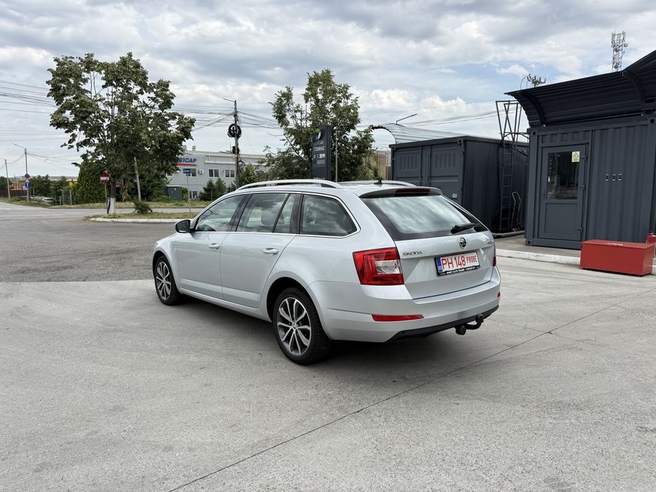 Skoda Octavia 3 Edition , fabr 2015 , 1.6 tdi Euro 6 ,Incalzire in scaune , Carte Service , Navi Touch , Volan Edition !!