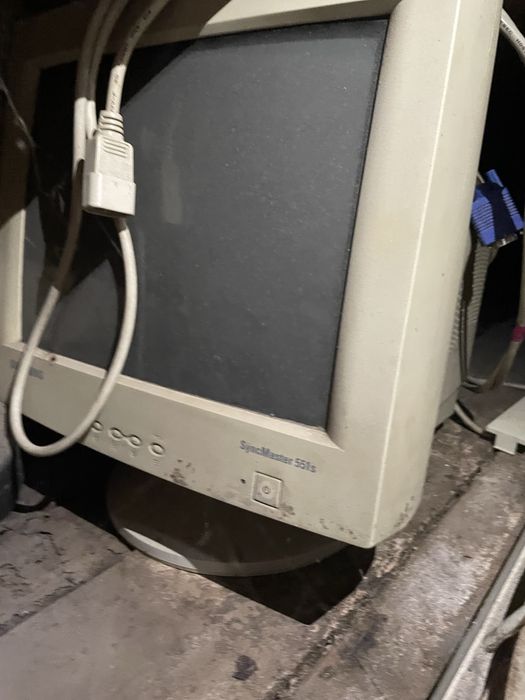 Ретро монитор samsung syncmaster 551s