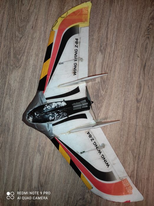 Rc самолёт "Летающее крыло"
