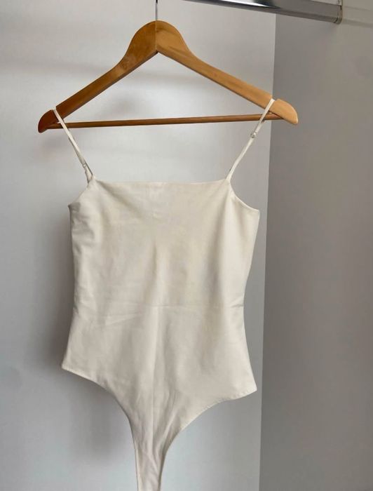 Чисто ново бяло боди Zara