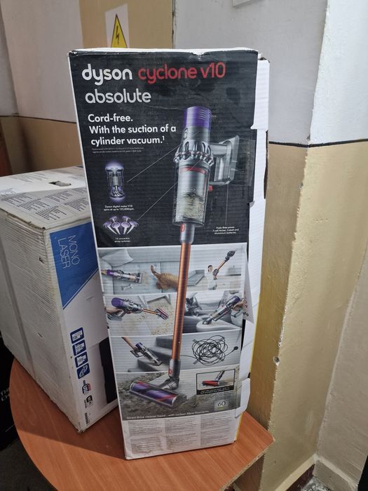 Aspirator Dyson Cyclone V10 Absolute