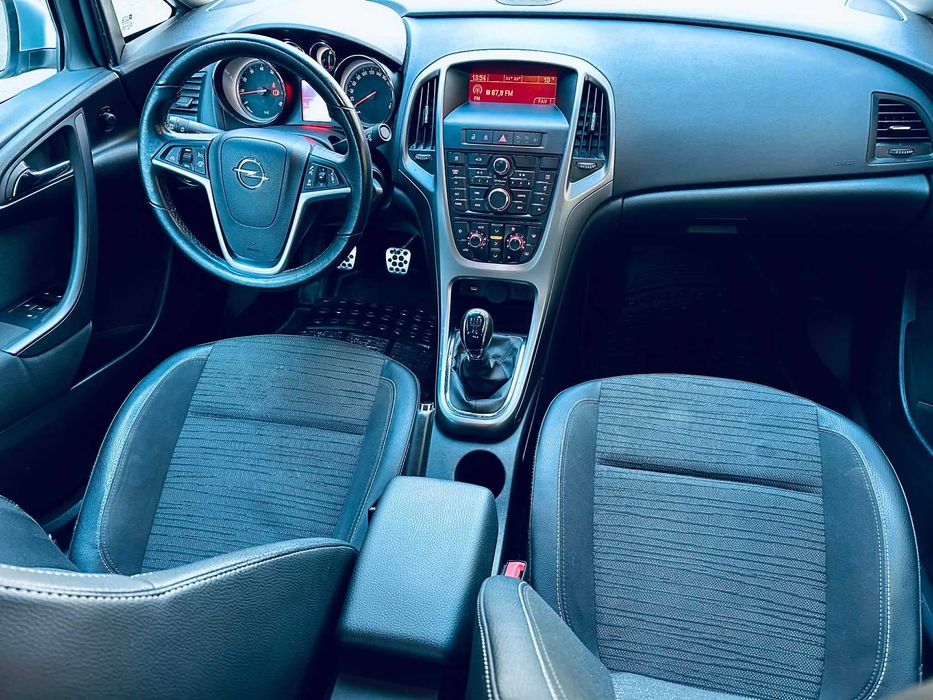 Opel Astra 2017 ~ 32000Km ~ 1.6Benzina Euro 6 ~ Clima Pilot