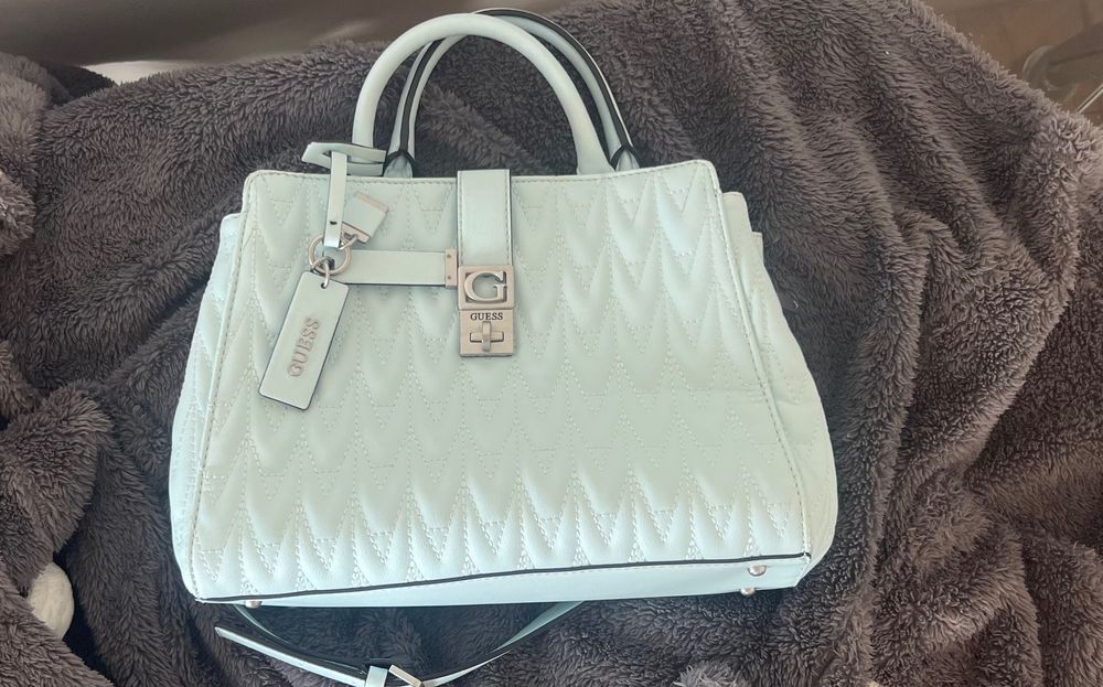 Чанта Guess оригинална! Като нова!