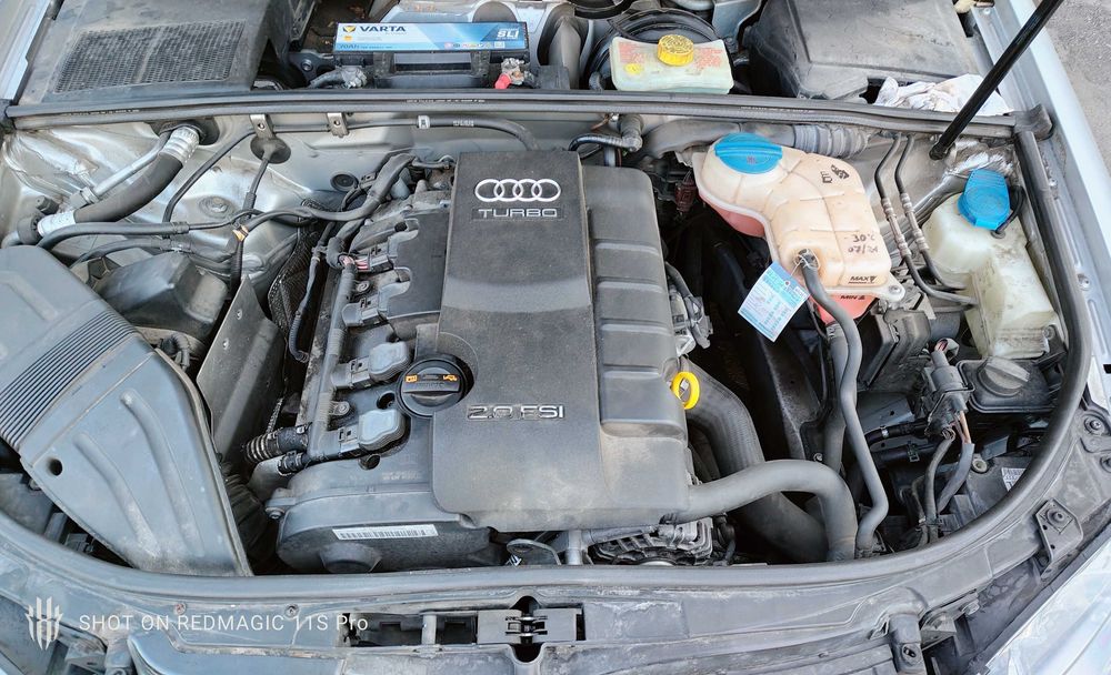 Audi A4 2008  2.0 TFSI (200 к.с.)