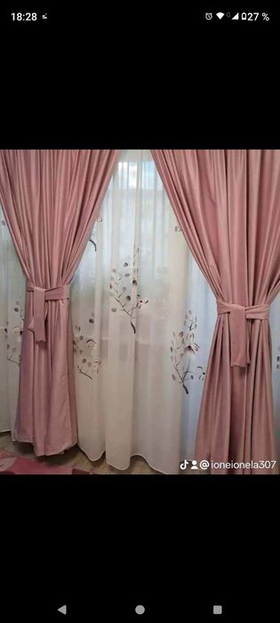 Seturi perdele cu draperii
