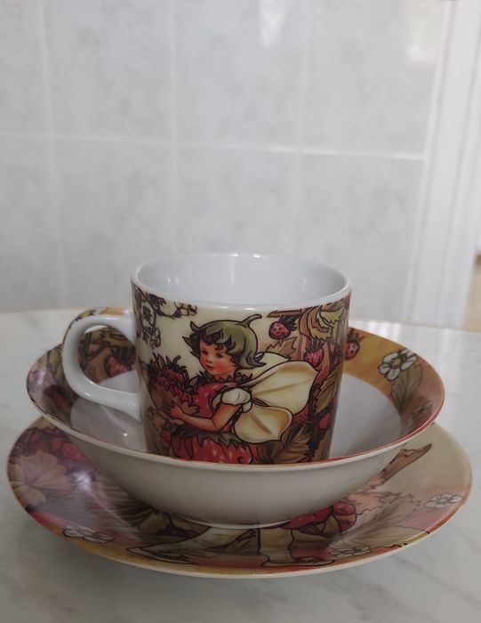 Набор посуды для девочки - 1000тг