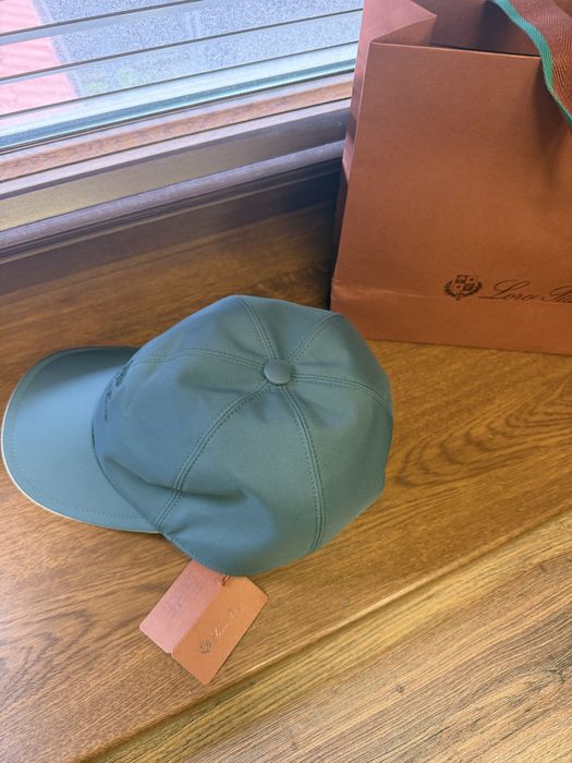 Кепка Loro Piana XL,L