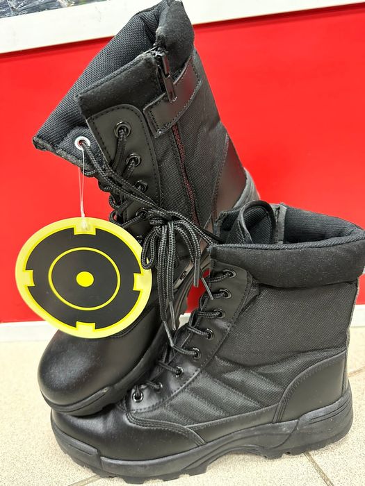 Берцы кроссовки обувь