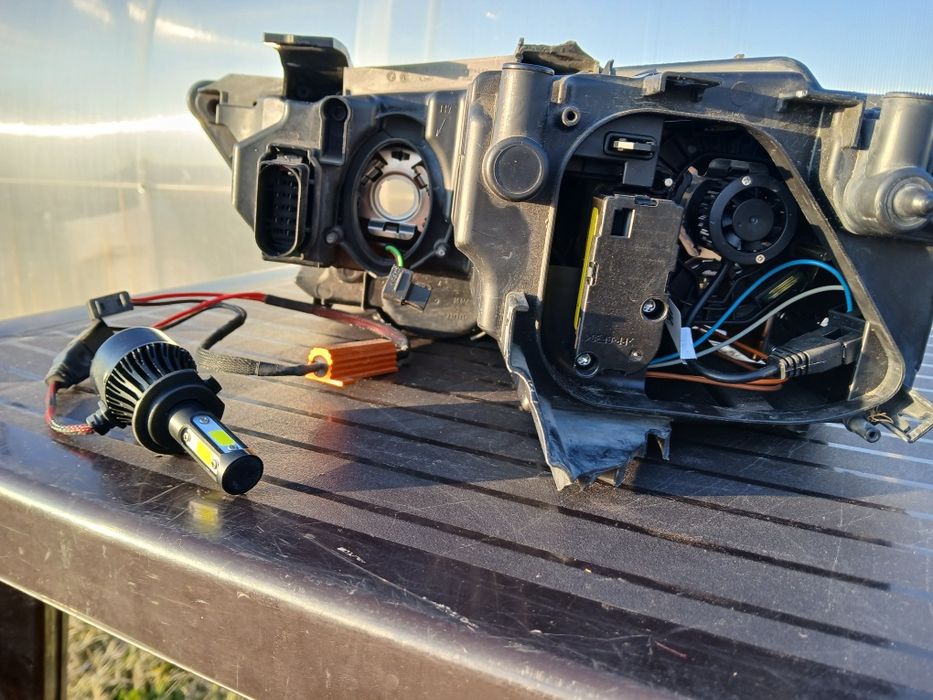 Части за AUDI  Q3  2013г