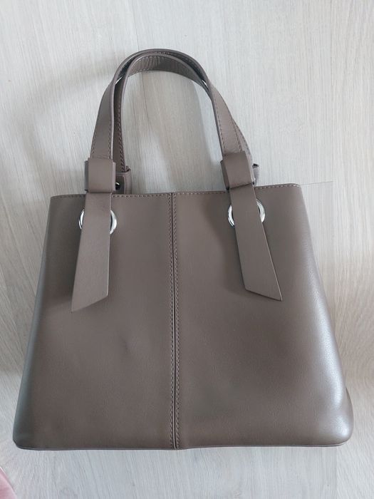 Продам женскую сумку