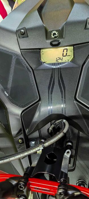 Snowmobil Ski Doo summit X 850 Turbo