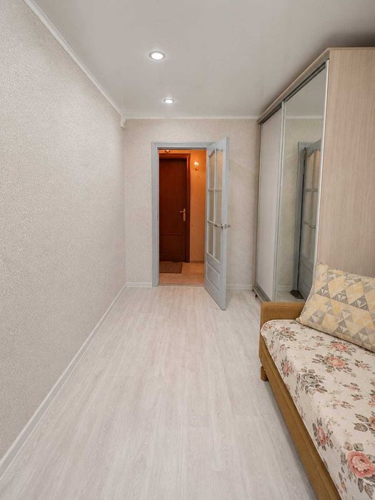 Продается 2 ком квартира район Циолковского