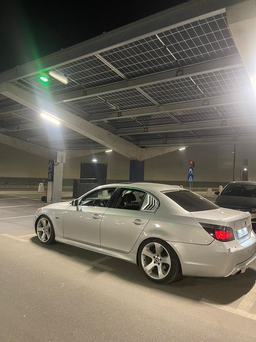 BMW 5 Series 0 — imagine 2