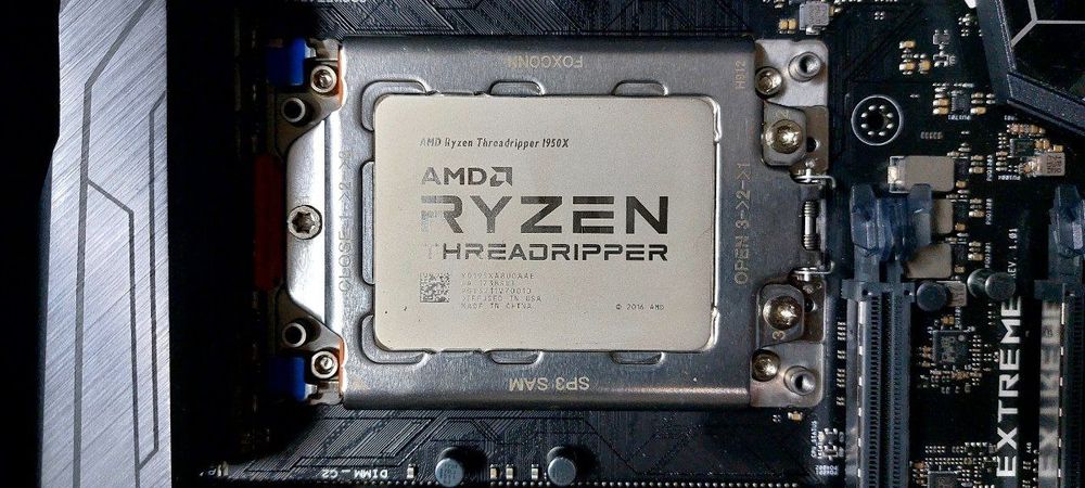 Материнская плата 
Процессор AMD Ryzen Threadripper 1950XПроцессор AMD