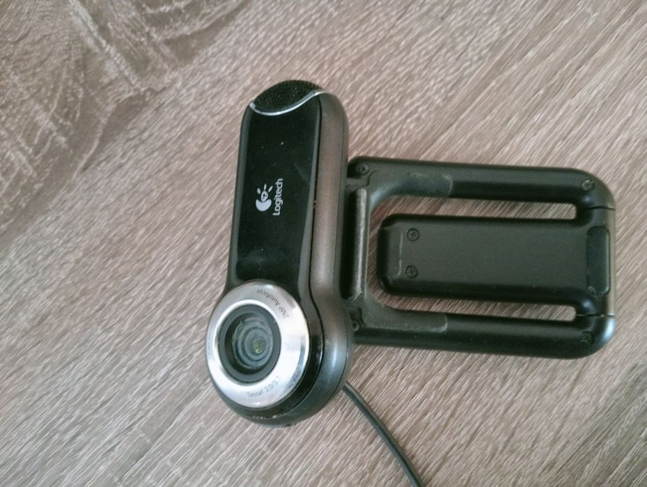 vând cameră de calculator
