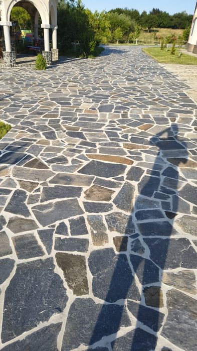 Pavaj din piatră natural