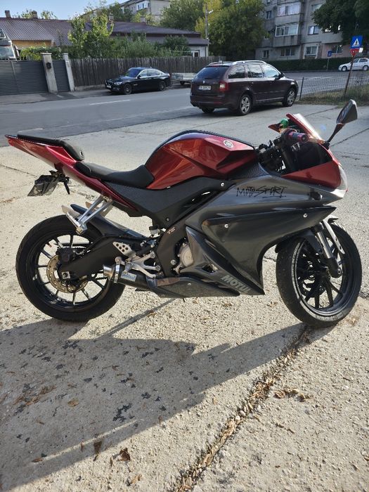 Vând Yamaha YZF-R125 2017