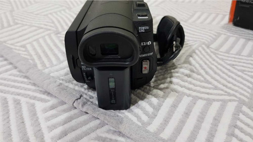 Sony FDR Ax100E + microSD 128gb