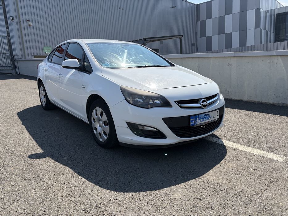 Opel Astra J - automata