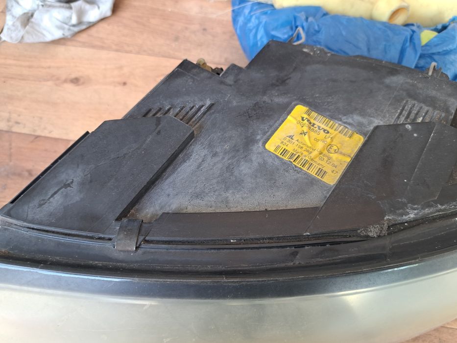 Оригинален фар за Volvo C30/ S40/V50 ляв.десен 2004/2007г.