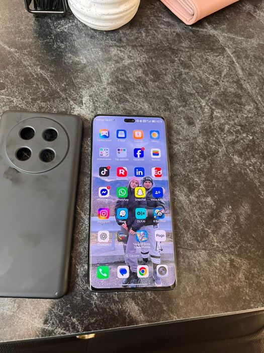 Vand  honor magic 7 lite impecabil!