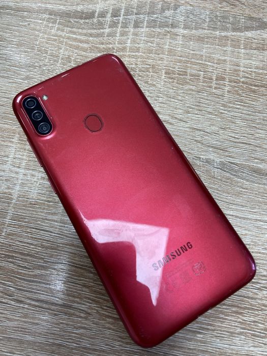 Срочно продам самсунг А11