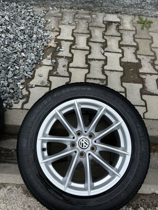Vand cauciucuri Vara 235 55 R17 xl