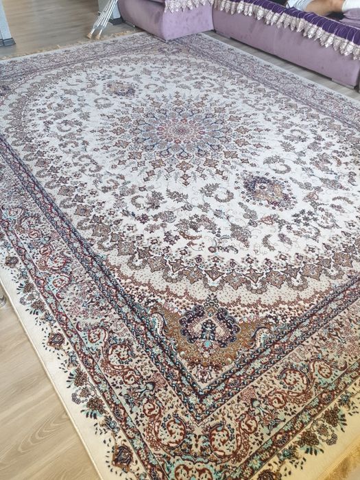 Продам шёлковый ковер