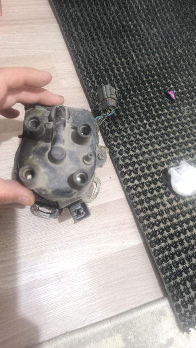 Мазда трамблёр 20000т