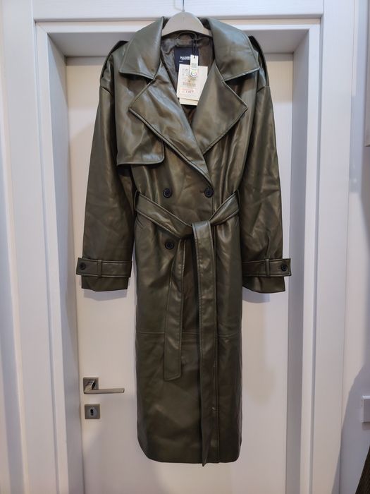 Trench Pull&Bear nou, masura M