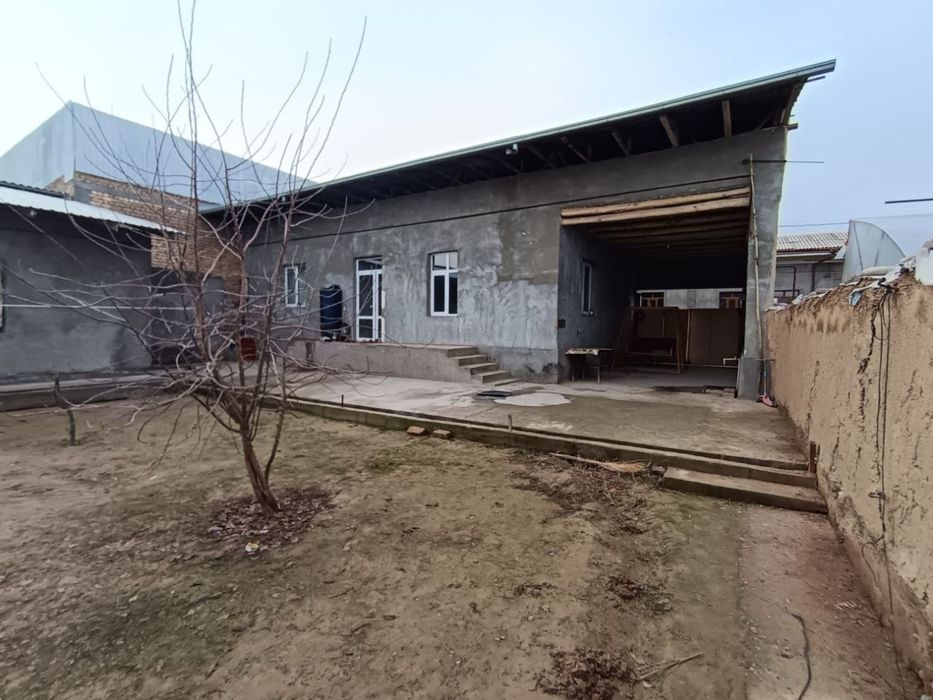 Uy sotiladi yaxshi joy