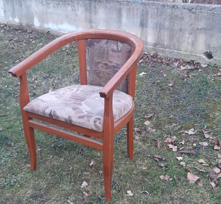 Трапезни столове тип кресло