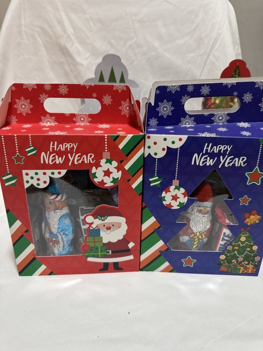 Подарочные коробки