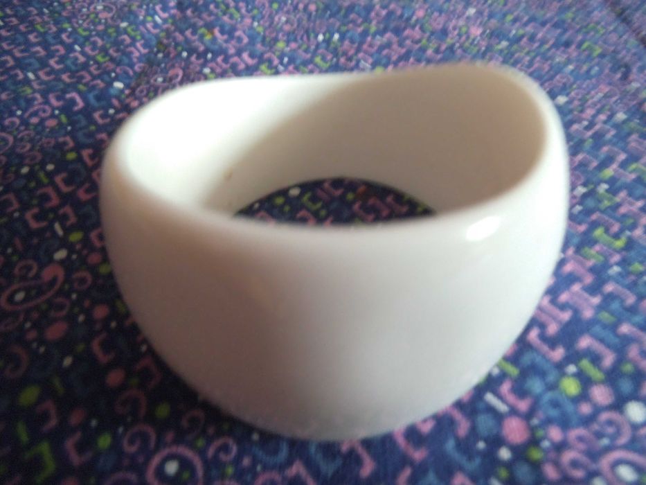 Дамски гривни и висулки