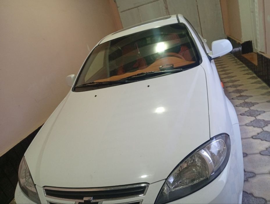 Gentra sotiladi sirochni 12800$