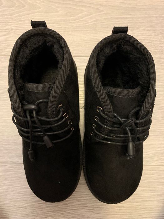 Черни боти, номер 35, нови