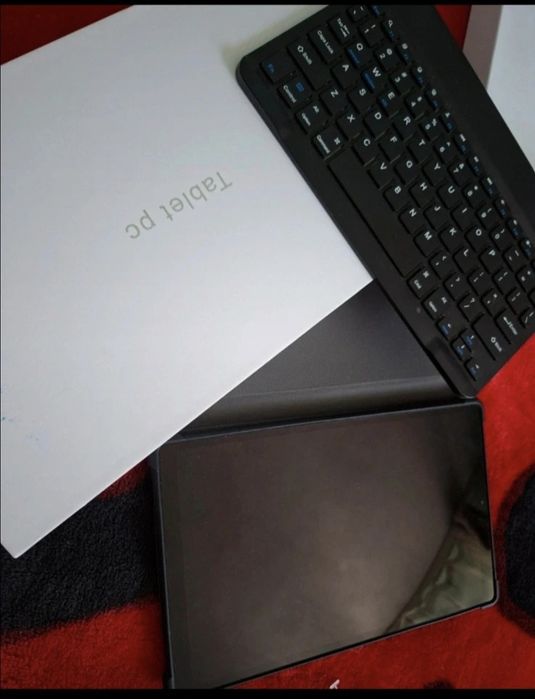 Tableta +accesorii
