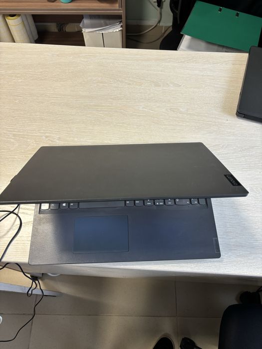 Продам Ноутбук Lenovo