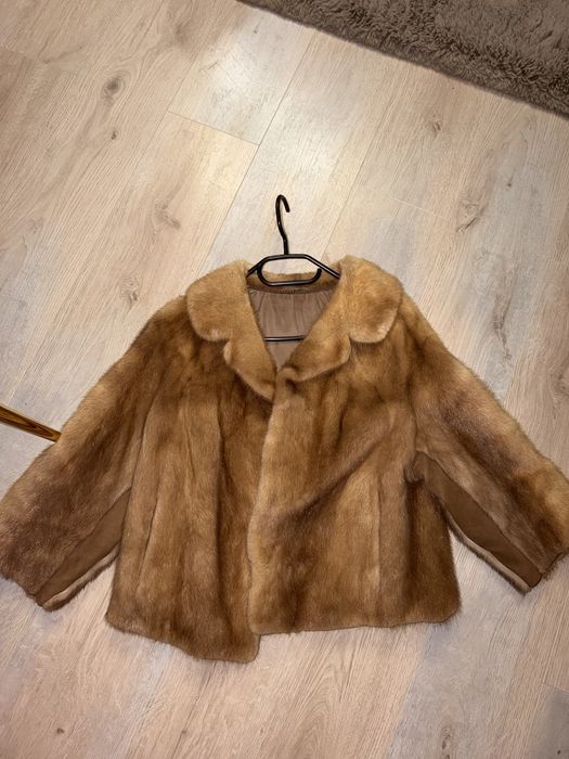 Haina de blana de nurca - mink coat