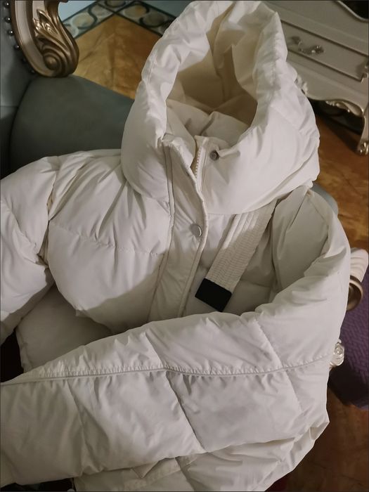 Продам куртку женскую