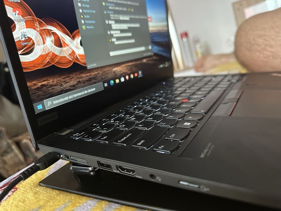 Vând Lenovo Thinkpad T14 Gen 2 Cu Sim 4G
