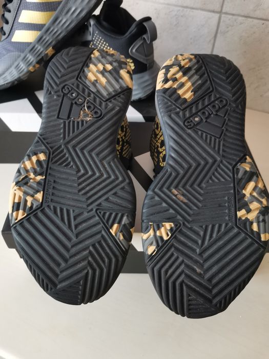 Adidas inalti marimea 34 doua perechi identice