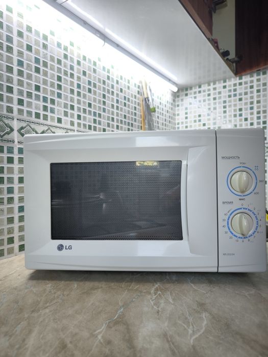 Микроволновка LG