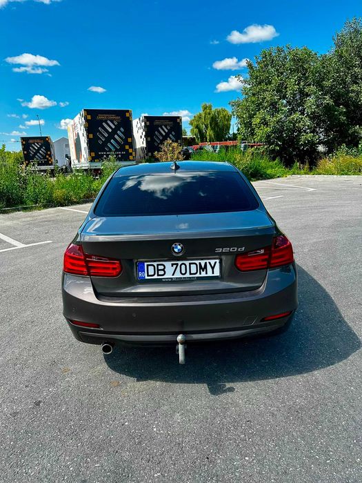 Vand BMW F30 320d - 2013 - 184 CP - 271.000km - automat - trapa - 11.000 euro - distributie schimbata
