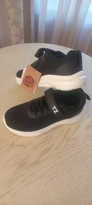 Кроссовки для мальчика